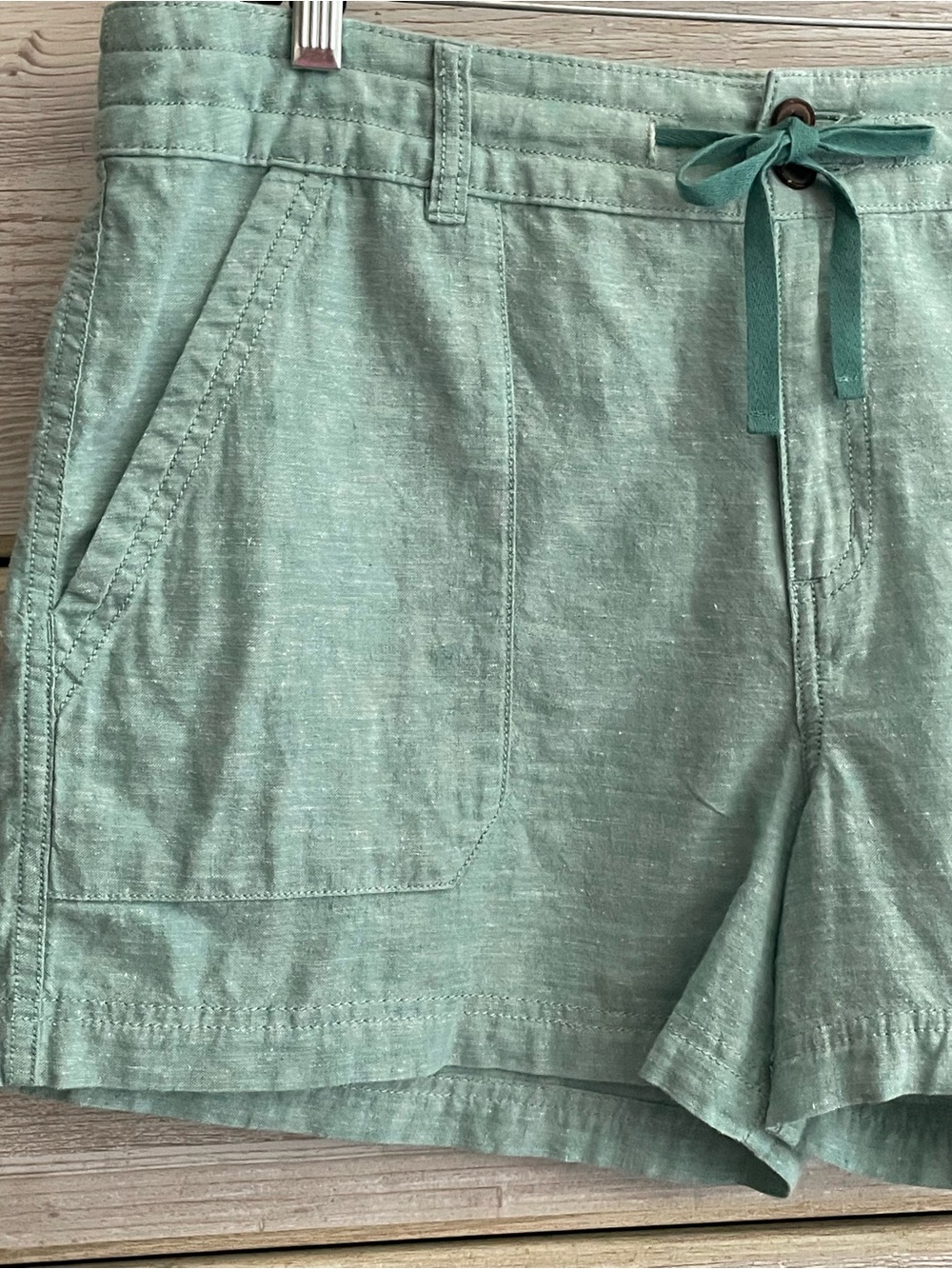Patagonia Women's Island Hemp 4" Shorts Size 12 Green Worn Wear Cotton Baggies